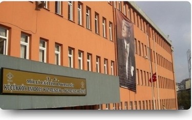 İstanbul-Gaziosmanpaşa-Küçükköy Mesleki ve Teknik Anadolu Lisesi fotoğrafı