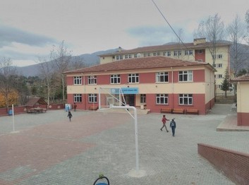 Tokat-Reşadiye-15 Temmuz Şehit Erkan Yiğit Ortaokulu fotoğrafı