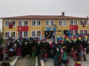 Şanlıurfa-Eyyübiye-Bakırtaş Yasin Demir Ortaokulu fotoğrafı
