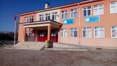 Yozgat-Kadışehri-Üçağaç İlkokulu fotoğrafı