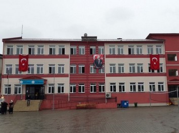 Ordu-Ünye-Fatih İlkokulu fotoğrafı