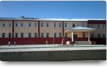 Van-Çaldıran-Soğuksu Ortaokulu fotoğrafı