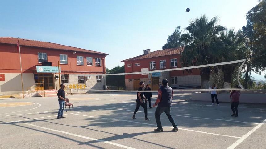 İzmir-Torbalı-Uluğbey Ortaokulu fotoğrafı