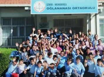 İzmir-Menderes-Oğlananası Ortaokulu fotoğrafı