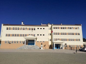 Kahramanmaraş-Onikişubat-Kürtül Ortaokulu fotoğrafı