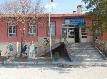 Konya-Emirgazi-Şehit Celal Koçak İlkokulu fotoğrafı