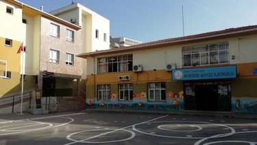 İzmir-Karşıyaka-Mürşide Akyüz İlkokulu fotoğrafı