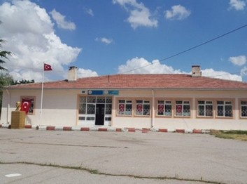 Nevşehir-Derinkuyu-Özlüce İmam Hatip Ortaokulu fotoğrafı