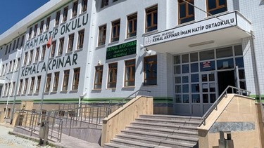 Konya-Selçuklu-Kemal Akpınar İmam Hatip Ortaokulu fotoğrafı