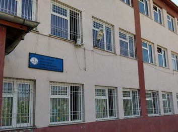 Siirt-Pervari-Şehit Polis Cuma Ali Hakan Ortaokulu fotoğrafı