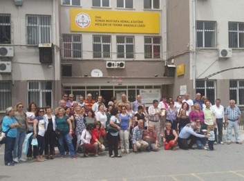 İzmir-Konak-Konak Mustafa Kemal Atatürk Mesleki ve Teknik Anadolu Lisesi fotoğrafı