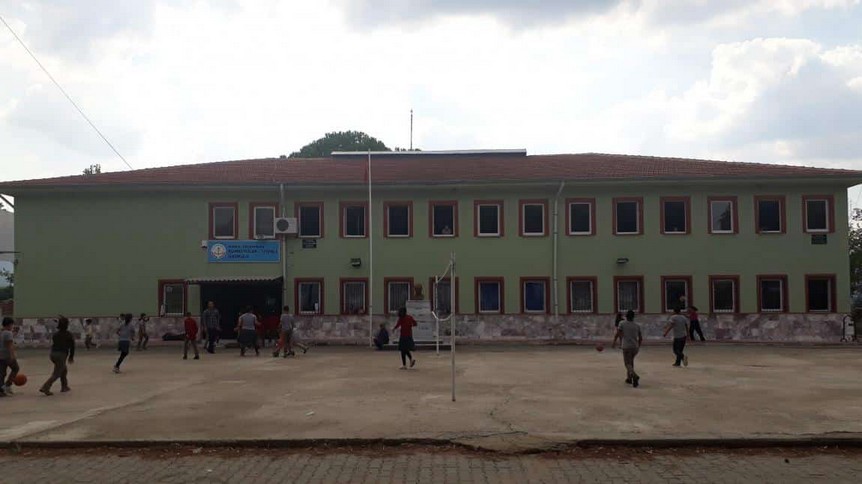 Manisa-Gölmarmara-Kumkuyucak Tiyenli Ortaokulu fotoğrafı
