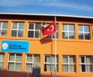 İstanbul-Sarıyer-Hacı Cemal Öğüt İmam Hatip Ortaokulu fotoğrafı