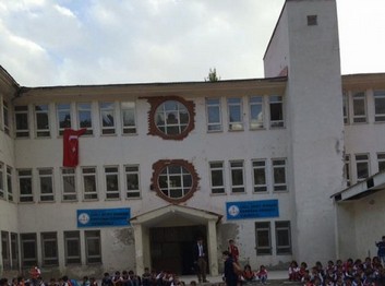 Hakkari-Çukurca-Çığlı Köyü Şehit Binbaşı Erdoğan Özdemir İlkokulu fotoğrafı