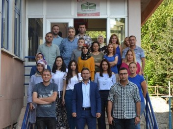 Artvin-Merkez-Atatürk Ortaokulu fotoğrafı