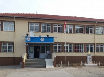 Manisa-Sarıgöl-Ahmet Ağa Neslihan Urgancı Ortaokulu fotoğrafı