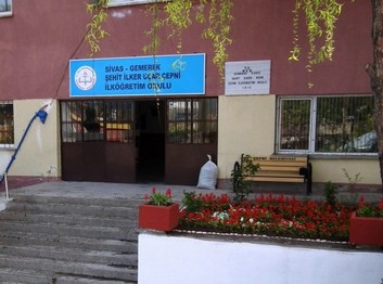 Sivas-Gemerek-Şehit İlker Uçar Çepni Ortaokulu fotoğrafı
