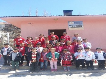 Kahramanmaraş-Çağlayancerit-Şehit Fatih Güngör İlkokulu fotoğrafı