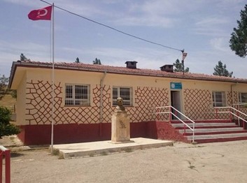 Mardin-Midyat-Sarıkaya İlkokulu fotoğrafı
