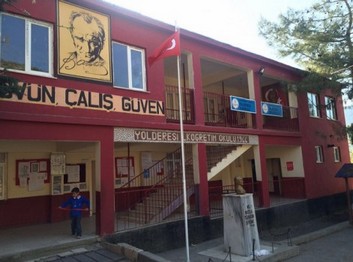 Kahramanmaraş-Türkoğlu-Yolderesi Ortaokulu fotoğrafı
