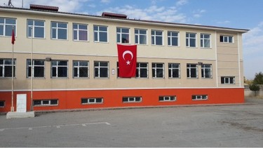 Van-Erciş-İzmir Ticaret Odası Mehmet Akif Ersoy Ortaokulu fotoğrafı