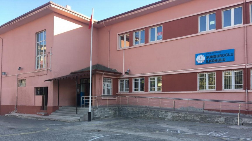 Çorum-Sungurlu-Sunguroğlu İlkokulu fotoğrafı
