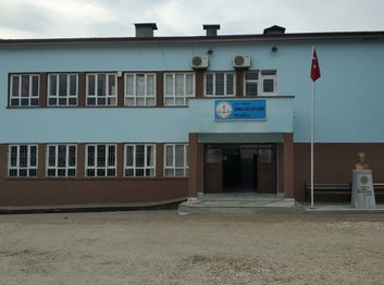 Hatay-Antakya-Üzümdalı Şehit Metin Sürer Ortaokulu fotoğrafı