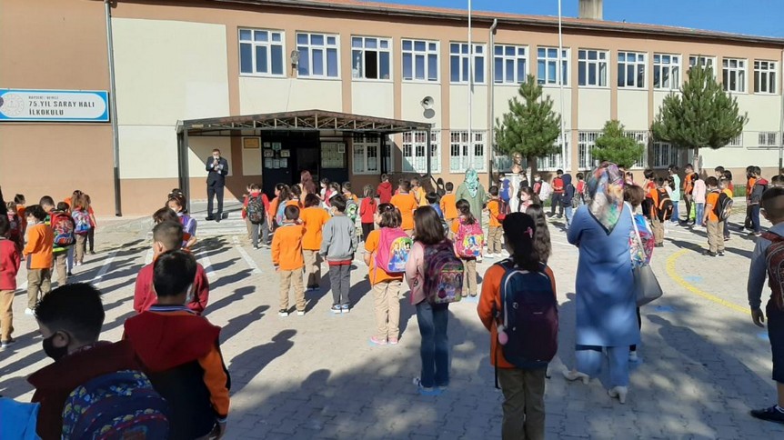 Kayseri-Develi-75.Yıl Saray Halı İlkokulu fotoğrafı