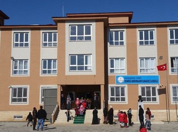 Kahramanmaraş-Ekinözü-Ekinözü Abdurrahim Karakoç İlkokulu fotoğrafı
