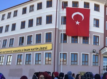 Konya-Selçuklu-Mümine Hatun Kız Anadolu İmam Hatip Lisesi fotoğrafı