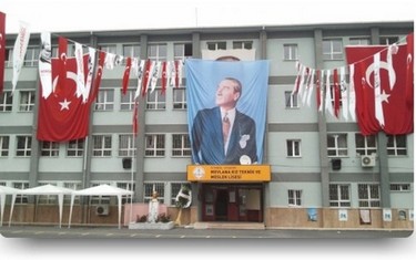 İstanbul-Ataşehir-Mevlana Mesleki ve Teknik Anadolu Lisesi fotoğrafı
