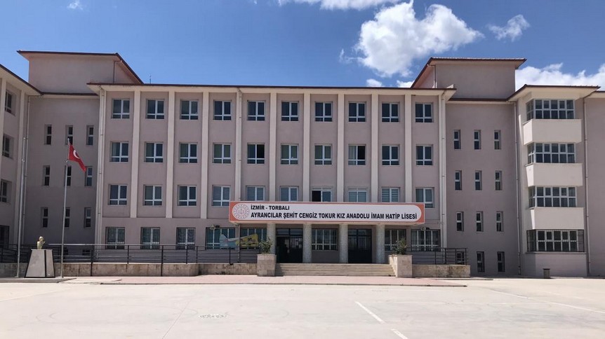İzmir-Torbalı-Ayrancılar Şehit Cengiz Tokur Kız Anadolu İmam Hatip Lisesi fotoğrafı