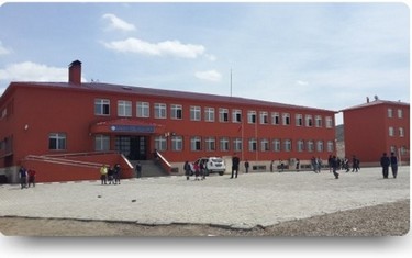 Van-Erciş-Mehmet Demir Ortaokulu fotoğrafı