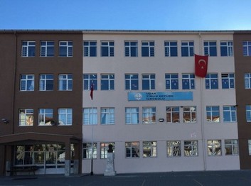 Uşak-Merkez-Timur Ertürk İlkokulu fotoğrafı