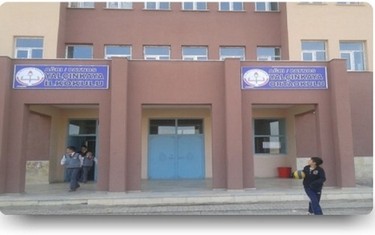 Ağrı-Patnos-Yalçınkaya Ortaokulu fotoğrafı