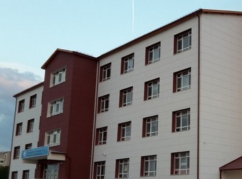 Sivas-Merkez-Cumhuriyet Üniversitesi Ortaokulu fotoğrafı