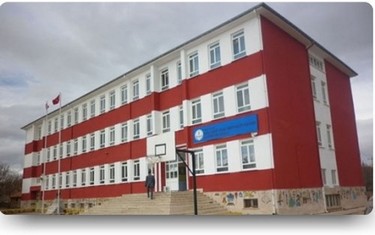 Konya-Hüyük-Kıreli Şehit Kadir Kayhan Ortaokulu fotoğrafı