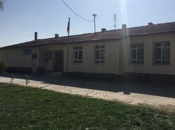 Konya-Çumra-Karkın Cumhuriyet İlkokulu fotoğrafı