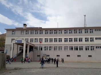 Van-Başkale-Cumhuriyet İlkokulu fotoğrafı