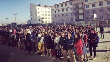Hakkari-Yüksekova-Yenimahalle Anadolu İmam Hatip Lisesi fotoğrafı