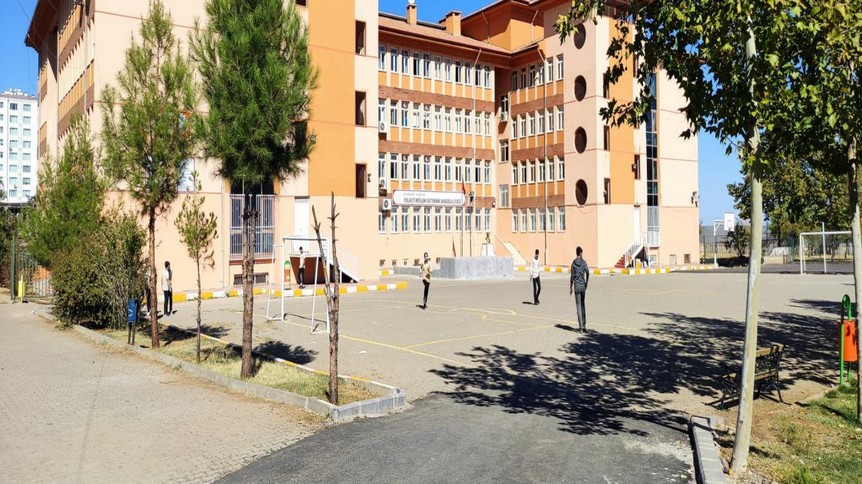 Diyarbakır-Yenişehir-Yolaltı Mesleki ve Teknik Anadolu Lisesi fotoğrafı