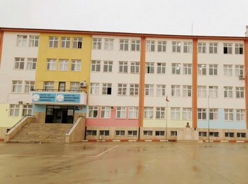 Gaziantep-Nizip-Mustafa Özkaya Ortaokulu fotoğrafı