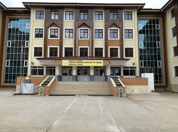 Karaman-Ermenek-Ermenek Mustafa Demirok Mesleki ve Teknik Anadolu Lisesi fotoğrafı