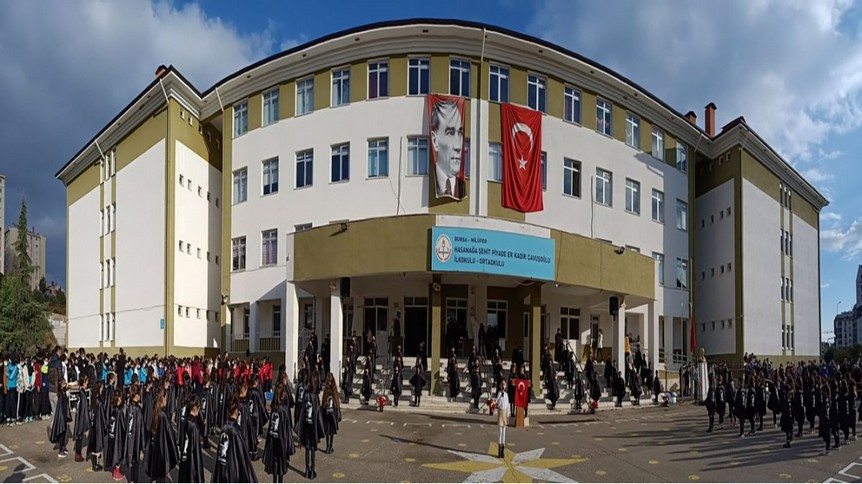 Bursa-Nilüfer-Hasanağa Şehit Piyade Er Kadir Çavuşoğlu Ortaokulu fotoğrafı