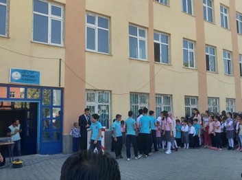 Iğdır-Tuzluca-Atatürk Ortaokulu fotoğrafı