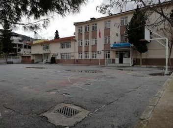 İzmir-Bornova-Altındağ İlkokulu fotoğrafı