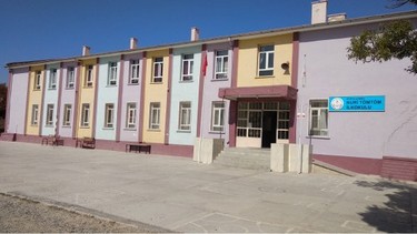 Konya-Çumra-Nuri Tömtöm İlkokulu fotoğrafı