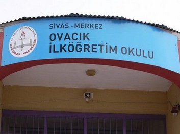 Sivas-Merkez-Ovacık İlkokulu fotoğrafı