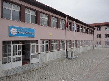 Afyonkarahisar-Çay-Çay Şehit Kamil Tuna Kurtuluş İlkokulu fotoğrafı