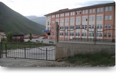 Van-Bahçesaray-Hakkıbey Borsa İstanbul Erkek Yatılı Bölge Ortaokulu fotoğrafı